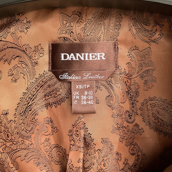 Danier Italian Leather Brown Biker Moto Jacket - Picture 5 of 16